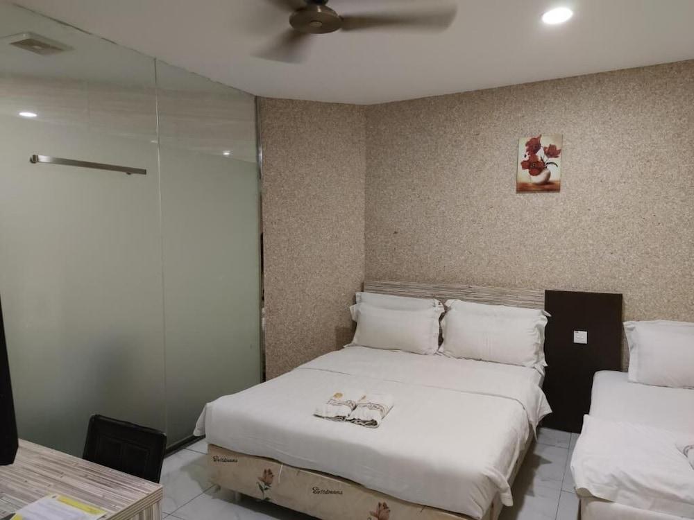 Lbs Hotel Cheras Εξωτερικό φωτογραφία